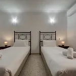 Апартаменты Authentic Maltese 3br With Terrace In By 360 Estates Моста