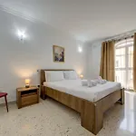 Апартаменты Authentic Maltese 3br With Terrace In By 360 Estates *
