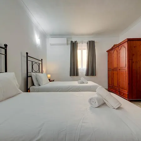 Authentic Maltese 3br With Terrace In By 360 Estates Апартаменты