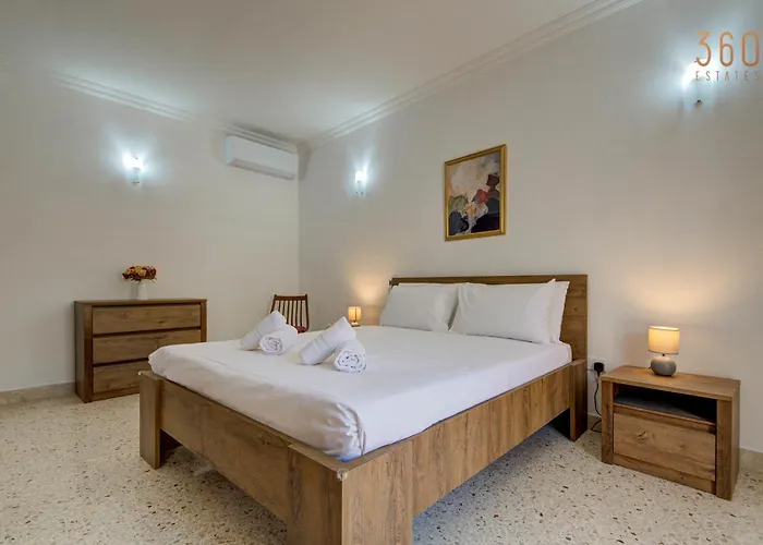 Apartament Authentic Maltese 3br With Terrace In By 360 Estates Mosta