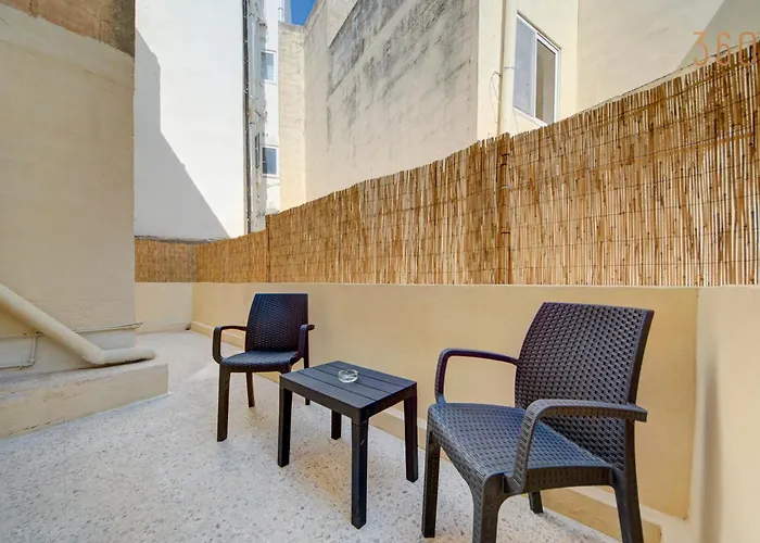 Authentic Maltese 3br With Terrace In By 360 Estates Apartament *