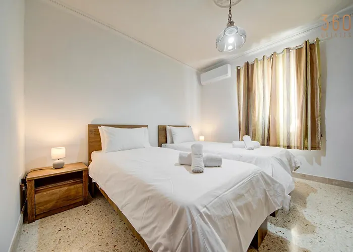 Authentic Maltese 3br With Terrace In By 360 Estates Apartament Mosta