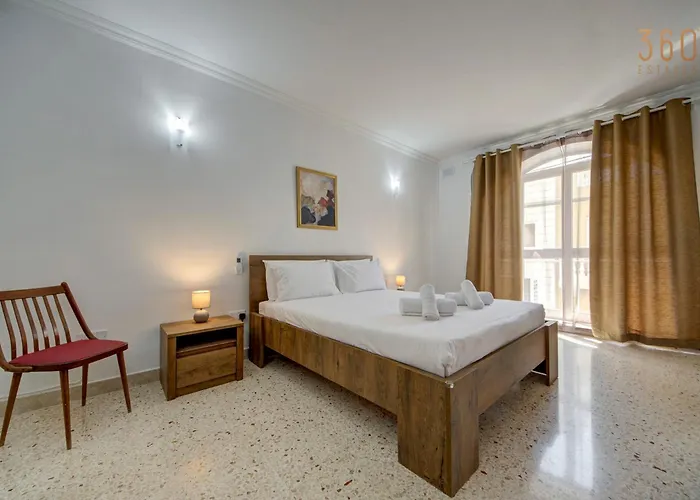 Apartament Authentic Maltese 3br With Terrace In By 360 Estates *