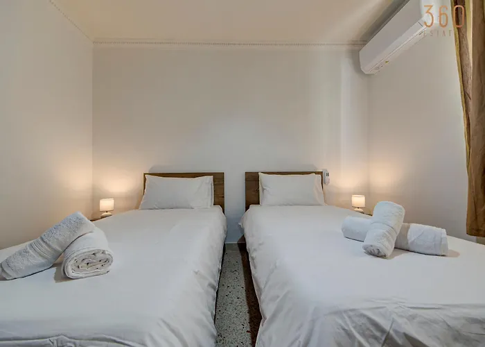 Authentic Maltese 3br With Terrace In By 360 Estates *