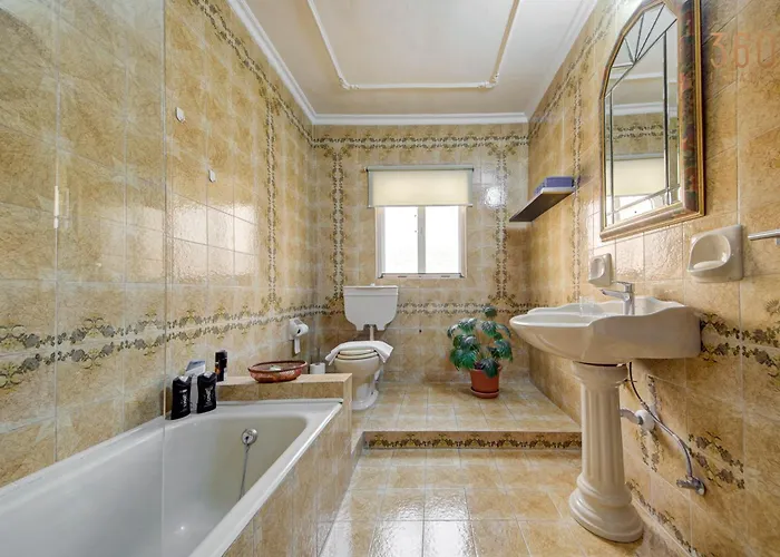 Authentic Maltese 3br With Terrace In By 360 Estates * Mosta